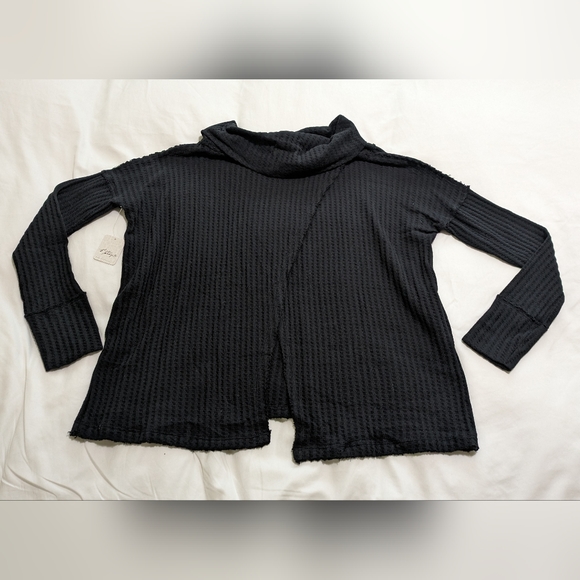 NWT Free People Juicy mock neck split back - Picture 11 of 12